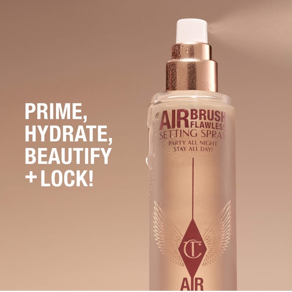 Charlotte Tilbury Airbrush Flawless Setting Spray - Mini - Picture 5 of 8
